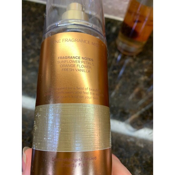 Bath & Body Works Fine Fragrance Mist Retired Golden Sunflower 8 oz NEW Set of 2 - Picture 3 of 3